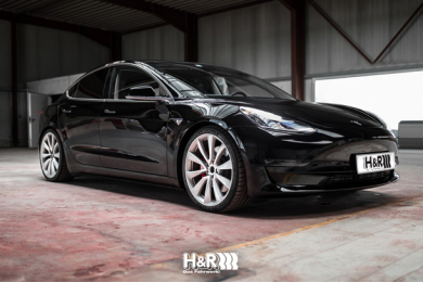 H&R sportrugók a Tesla Model 3-hoz