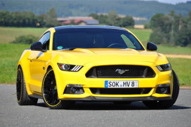 Ford Mustang 21 col Schmidt Gambit felnikkel felszerelve